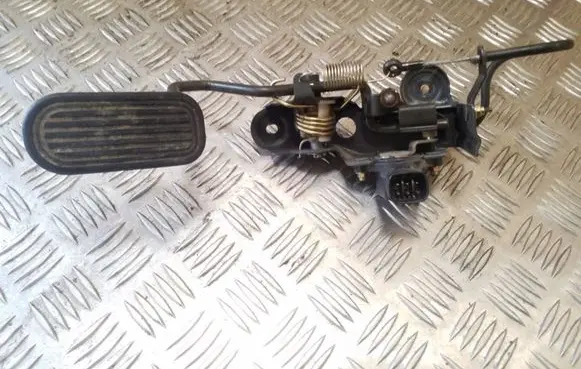Toyota RAV 4 (XA20) Accelerator throttle pedal 7801042010C 8928120040