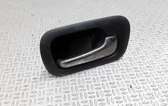Honda CR-V Rear door interior handle