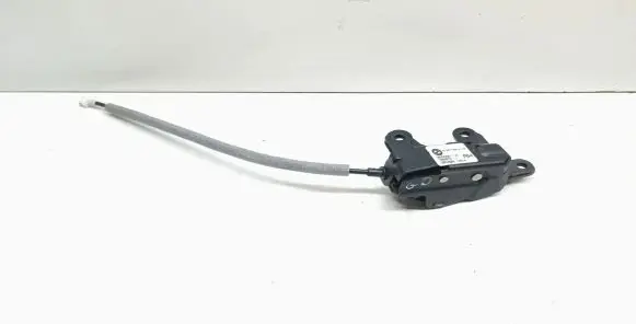 BMW X5 E70 Tailgate lock latch 7162147 51247162147