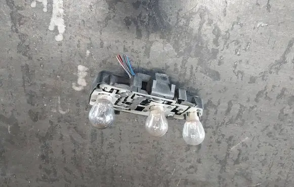 Audi A6 S6 C5 4B Tail light bulb cover holder B5831BL