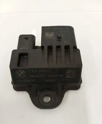 BMW 5 F10 F11 Glow plug pre-heat relay 781085603 0522120103 100809