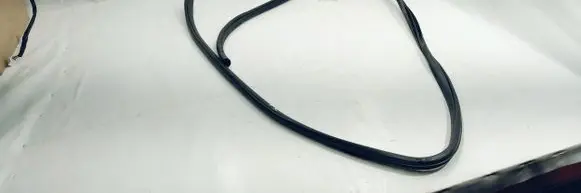 Subaru Outback (BS) Front door rubber seal 