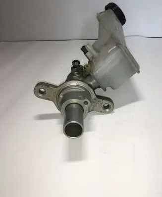 Nissan Qashqai Master brake cylinder 0204Y24277
