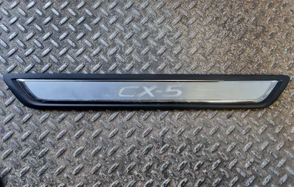 Mazda CX-5 II Front sill trim cover K123V1370 KZB15