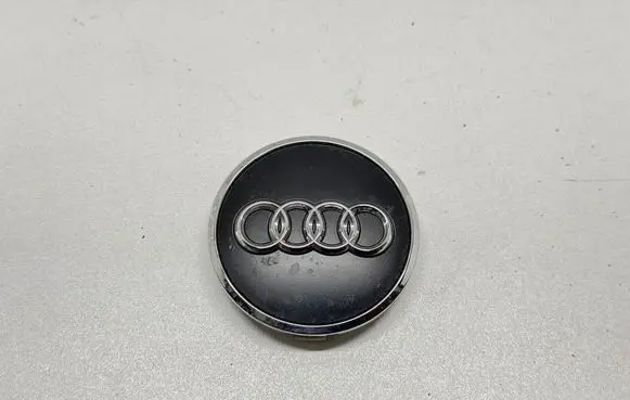 Audi A3 S3 8V Original wheel cap 8W0601170B