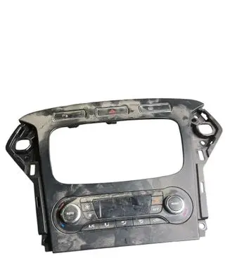 Ford Mondeo MK IV Climate control unit BM2T18C612HD BS7118522 3100565B