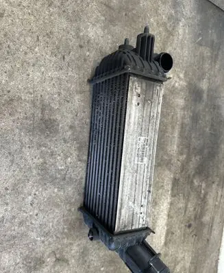 Citroen DS4 Intercooler radiator 9674720580 W9084002 0008597