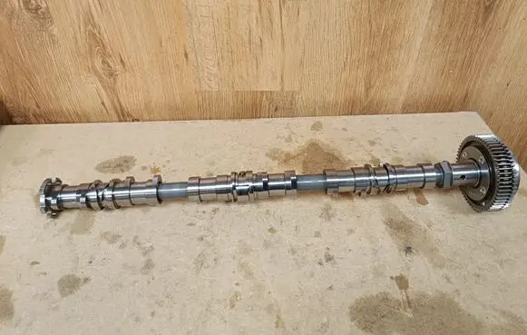 Mercedes-Benz GLS X167 Camshaft A2560508500