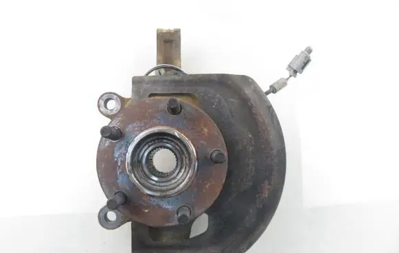 Nissan Qashqai Front wheel hub spindle knuckle 