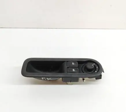 Renault Twingo II Electric window control switch 8200356515 8200356515B