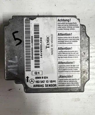 Mercedes-Benz ML W163 Airbag control unit/module 1635421318