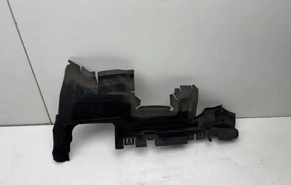 Audi A4 S4 B8 8K Intercooler air guide/duct channel 8K0121284G