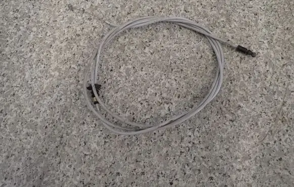Toyota Avensis T250 Engine bonnet/hood lock release cable