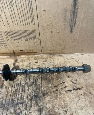 Volkswagen PASSAT B6 Camshaft 06H102HL