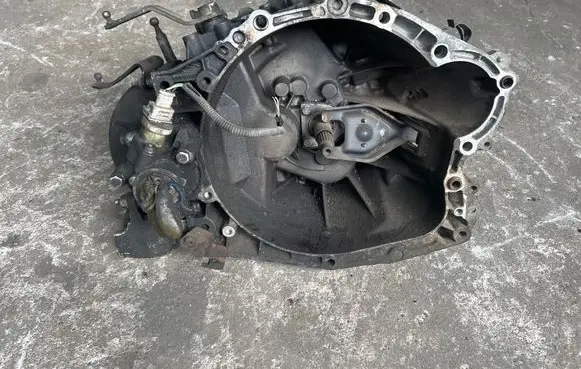 Citroen Xsara Manual 5 speed gearbox 20DL41