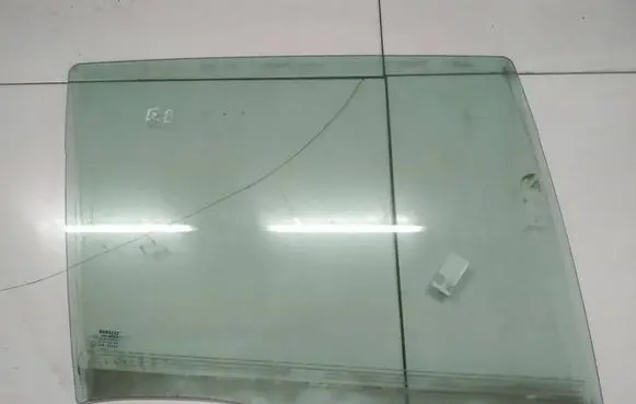 Renault Laguna II Rear door window glass AS2
