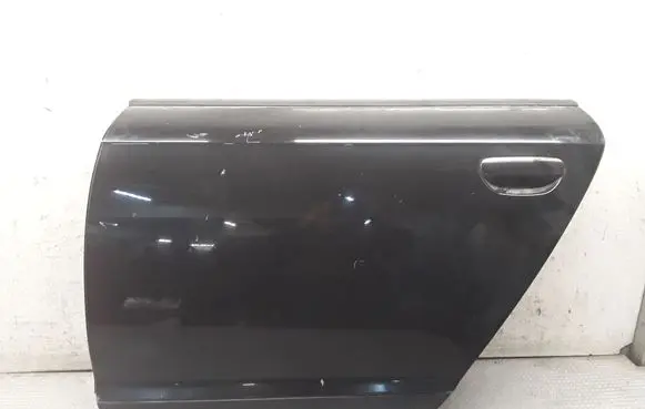Rear door