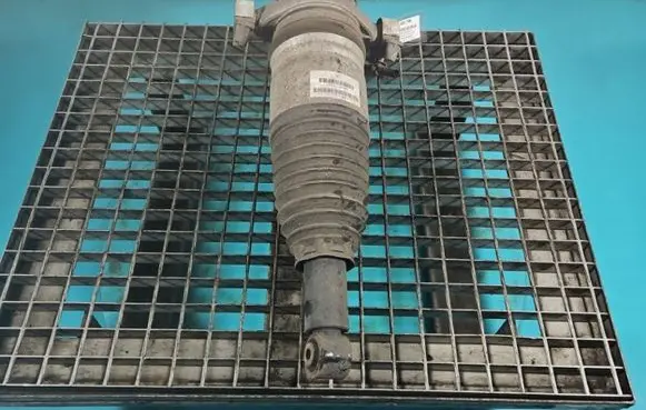Rear shock absorber/damper