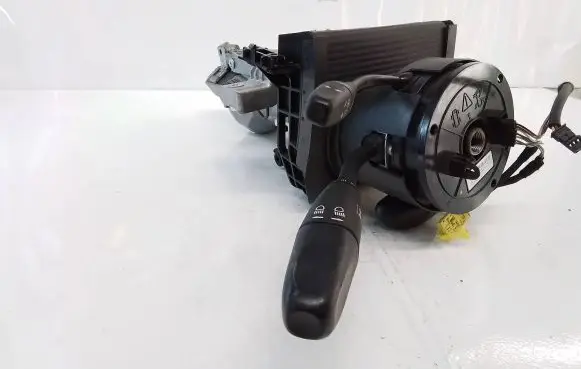 Mercedes-Benz C W203 Steering wheel axle A2094601516 0320305371 A0004640618