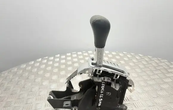 Toyota Corolla E120 E130 Gear shifter/selector