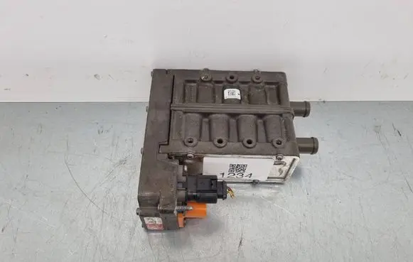 Volkswagen Golf VII Electric engine pre-heating system (optional) 12E963231F