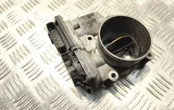 Subaru Forester SH Throttle valve 16112AA260 06M14H 00184