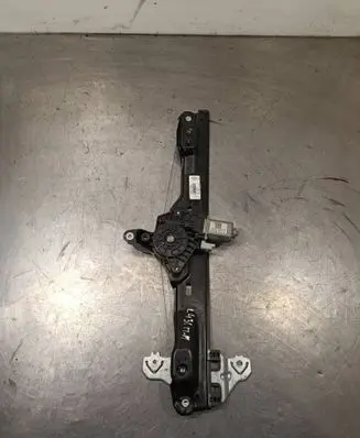 Renault Kadjar Front door window regulator with motor 807207795R C39780100 C017313102
