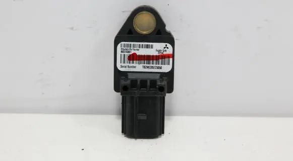 Citroen C-Crosser Airbag deployment crash/impact sensor 0651A001 3975AC TBZME2857Z5050