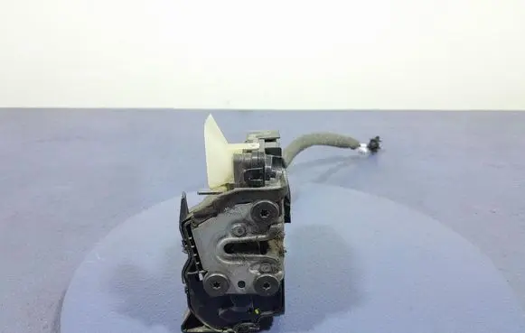 Renault Espace - Grand espace V Front door lock 805039414R