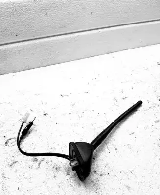 Mitsubishi Outlander Aerial GPS antenna B7B3001