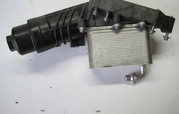 BMW X6 G06 Fuel filter housing 8586674 5905232302128