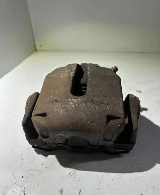 BMW 5 E39 Front brake caliper 6022296