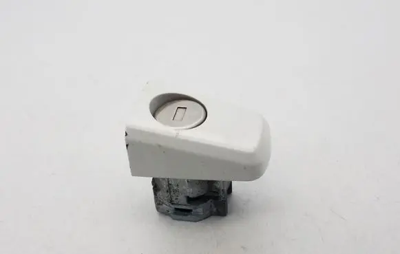 Opel Zafira B Front door lock (next to the handle) N0503740