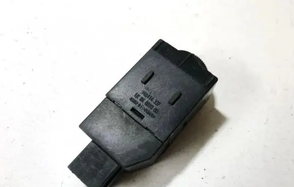 Mitsubishi Carisma Headlight level height control switch mr114337 lk04001000