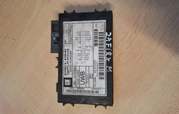 Opel Zafira B Phone control unit/module 13187905