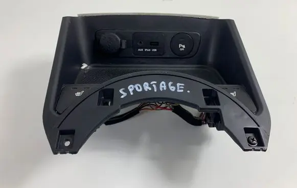 KIA Sportage USB socket connector 846303U870WK