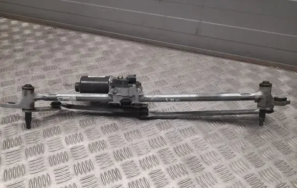 Ford Mustang VI Front wiper linkage and motor FR3B17500AC