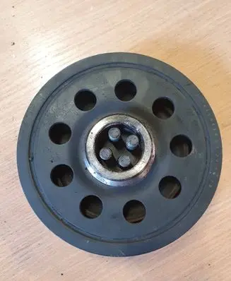BMW 5 E60 E61 Crankshaft pulley