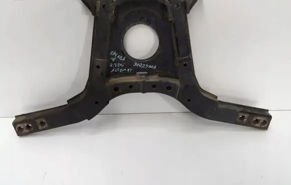 Nissan Navara D23 Gearbox mounting bracket