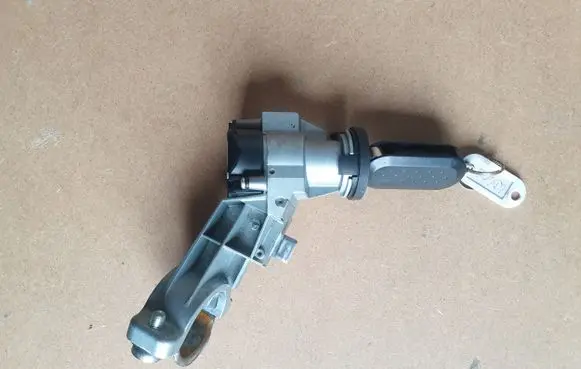 Iveco Daily 6th gen Ignition lock 05801364057