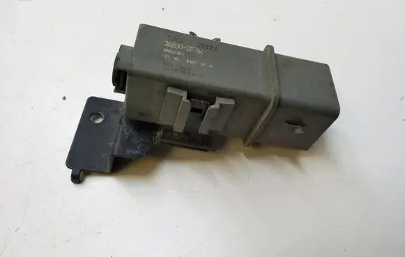 KIA Sportage Glow plug pre-heat relay 368302F760