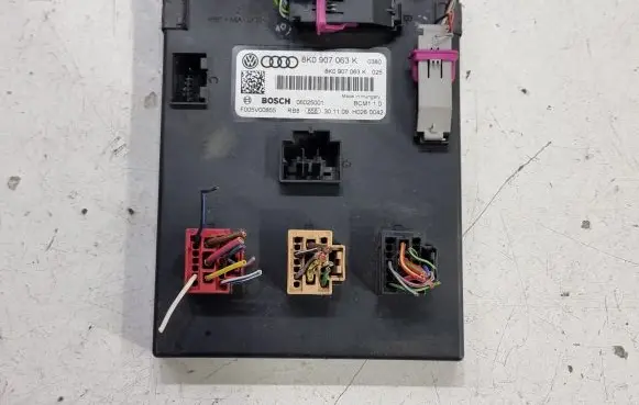 Audi A4 S4 B8 8K Comfort/convenience module 8K0907063K