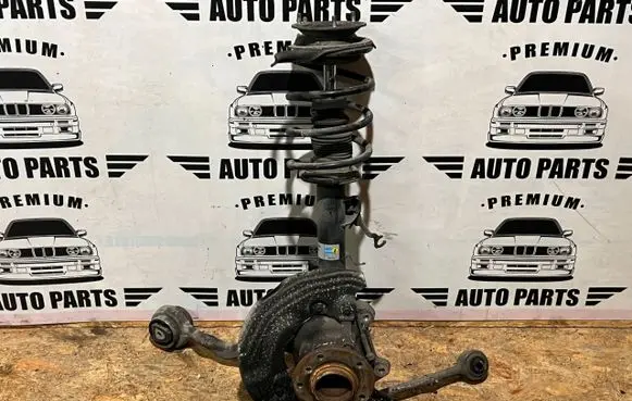 BMW 1 E81 E87 Front wheel hub spindle knuckle 6764443