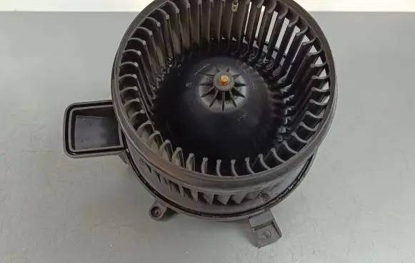 Dodge Durango Heater fan/blower AY2727006361