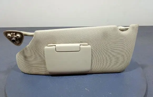 Dodge Magnum Sun visor