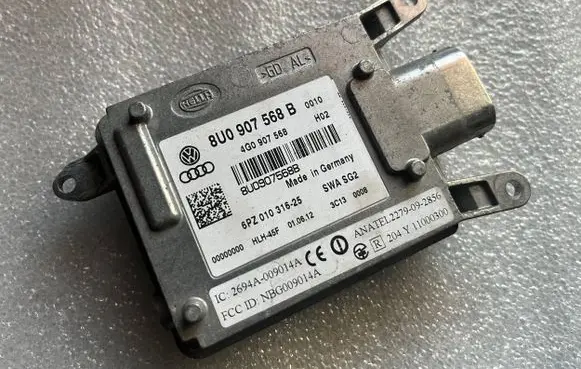 Audi Q3 8U Blind spot module 8U0907568B