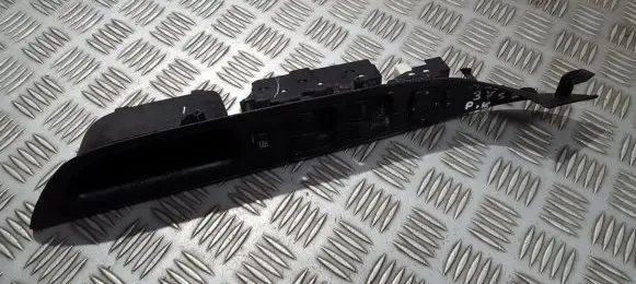 Mazda 6 Electric window control switch gj6a684l6 gj6a-684l6