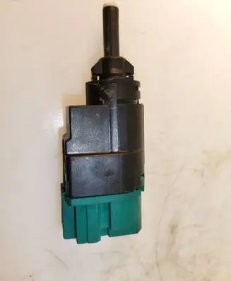 Renault Trafic III (X82) Brake pedal sensor switch 253203383R