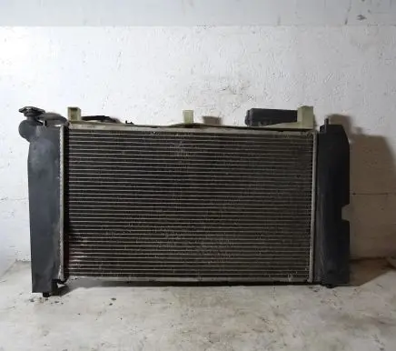 Toyota Avensis Verso Coolant radiator