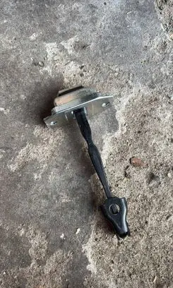 Nissan Qashqai Rear door check strap stopper 824304EA0A